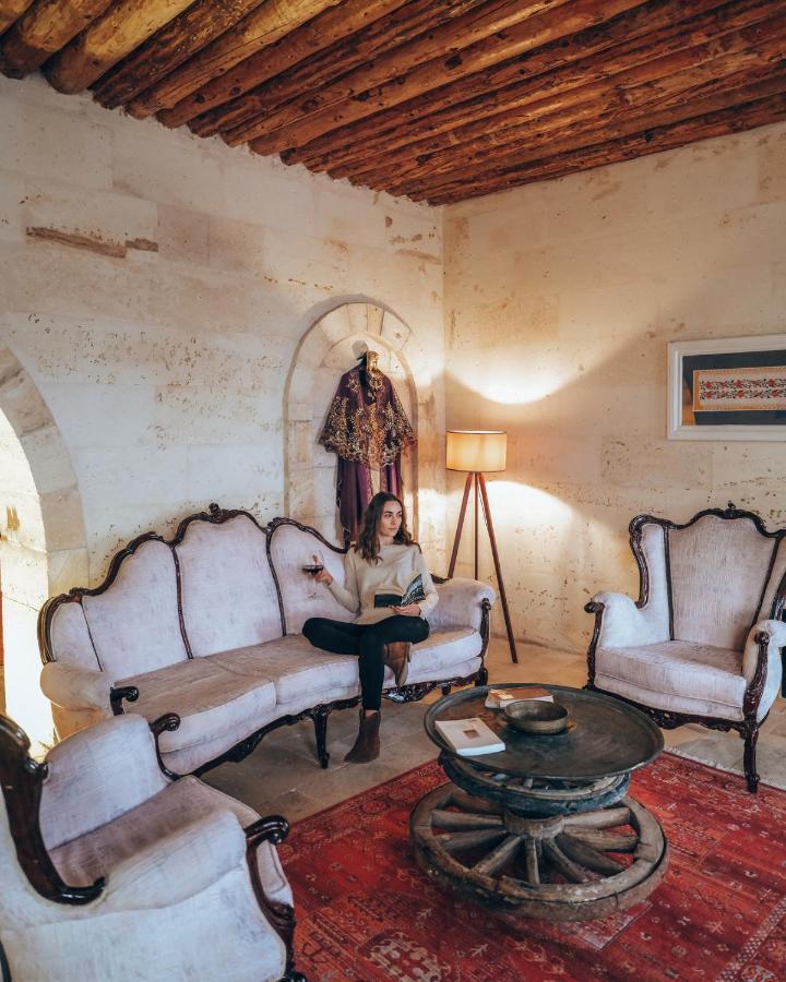 Kalsedon Cave Suites Nevşehir Bagian luar foto