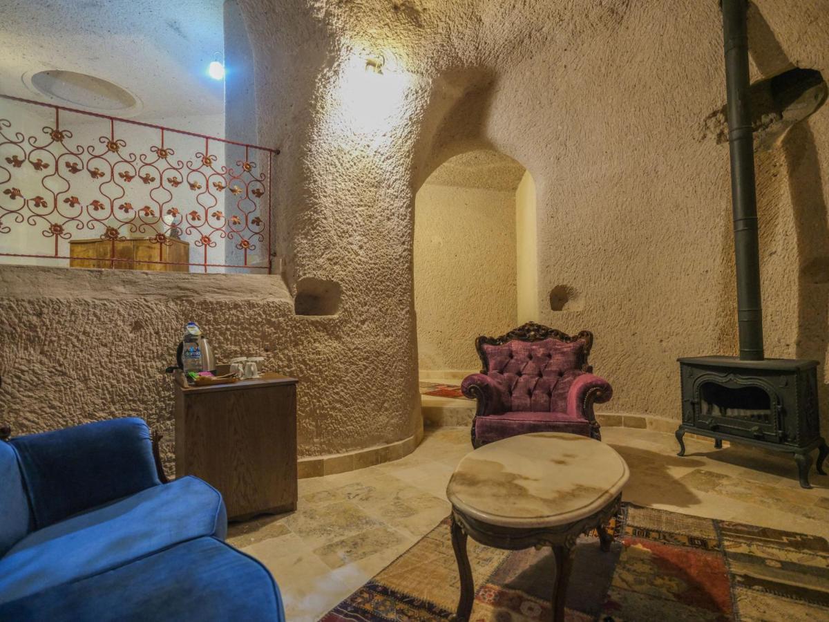 Kalsedon Cave Suites Nevşehir Bagian luar foto