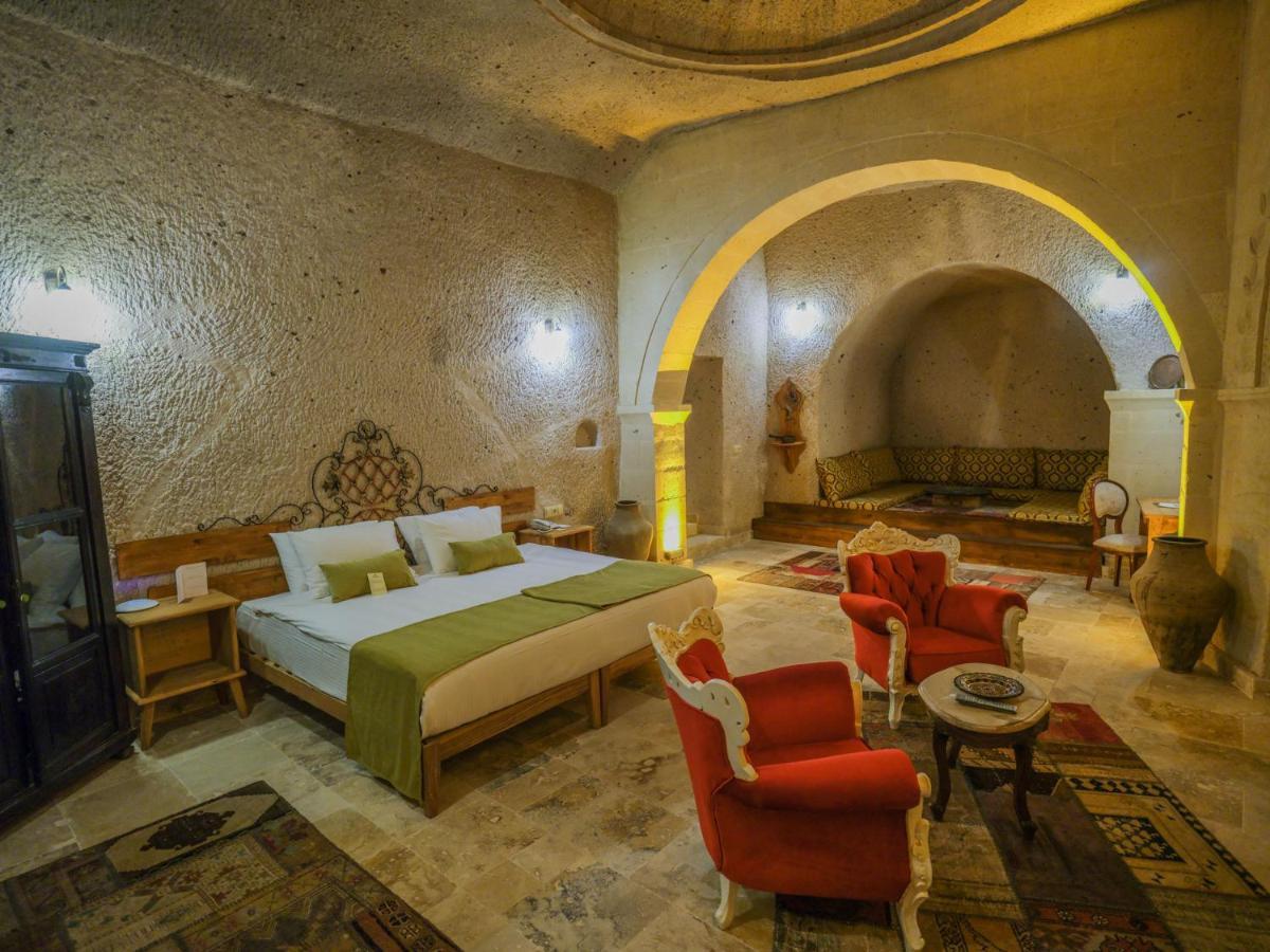 Kalsedon Cave Suites Nevşehir Bagian luar foto