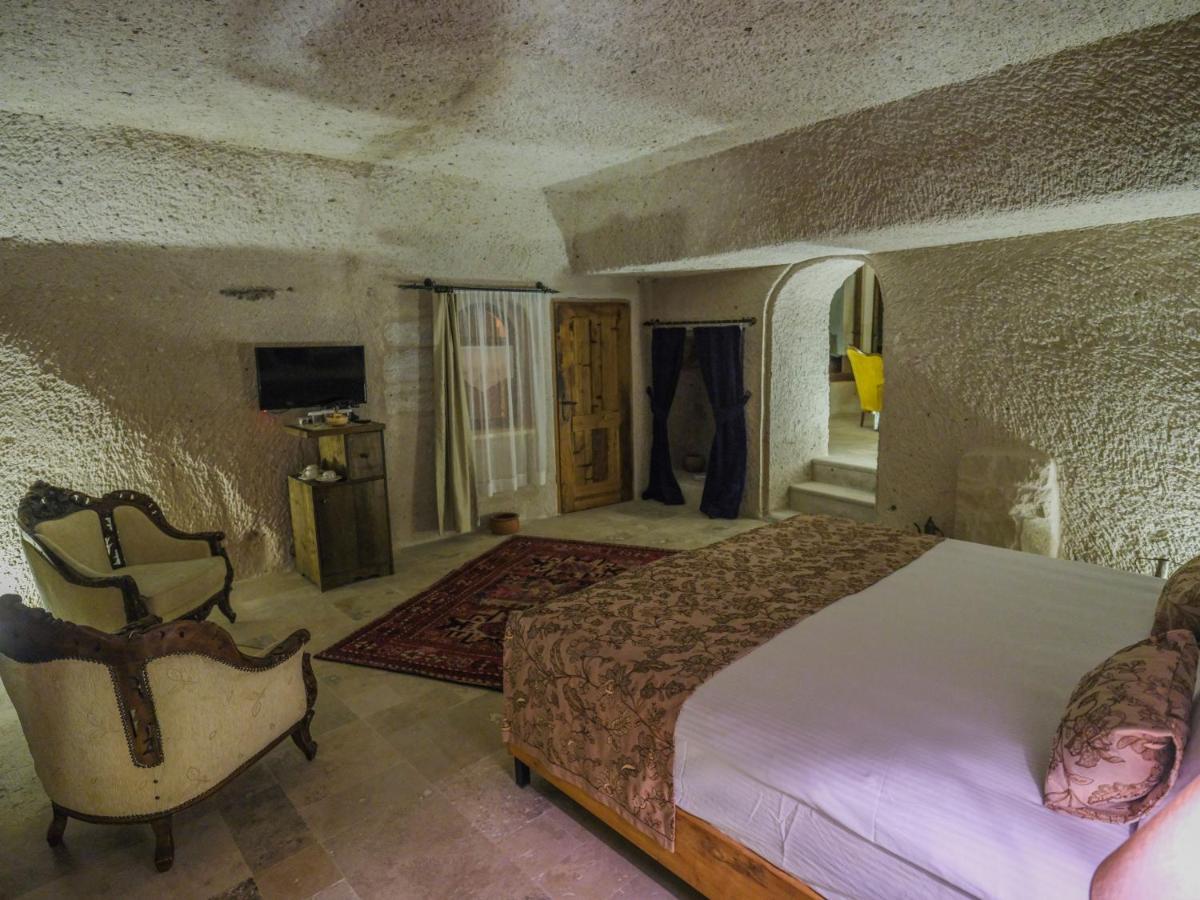Kalsedon Cave Suites Nevşehir Bagian luar foto